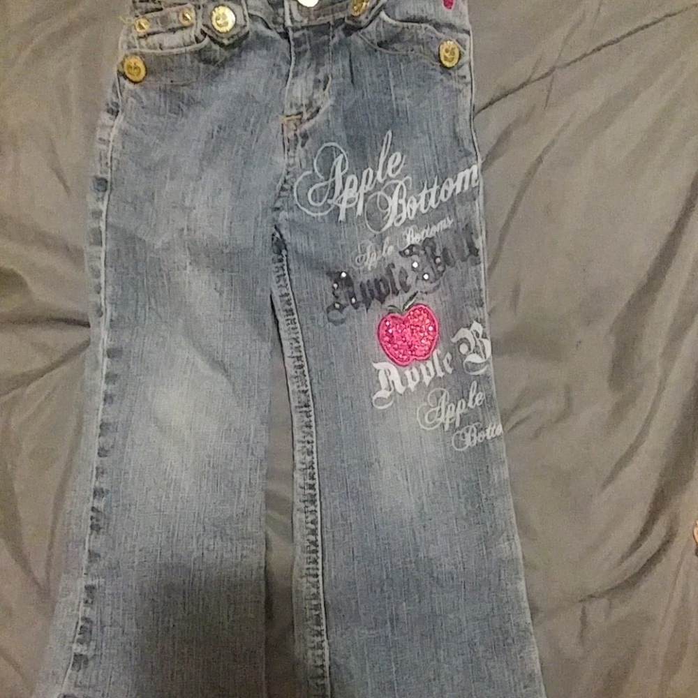 2t apple bottom jeans